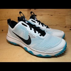 Nike Bermuda Spike-less Golf Shoe Size 8.5 M